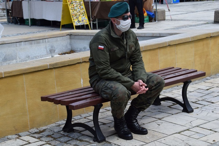 Podchorążowie WOT zwiedzali Sandomierz