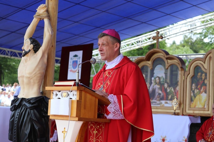 Bp Roman Pindel podczas Mszy św. na Kaplicówce, we wspomnienie św. Jana Sarkandra.