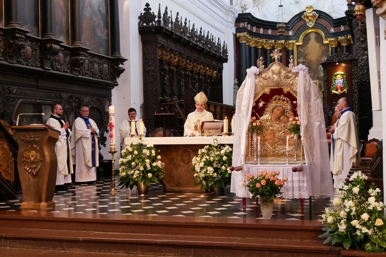 Triduum Maryjne w archikatedrze oliwskiej w Gdańsku