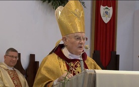 Abp Henryk Hoser przestrzegał przed niebezpieczeństwami czyhającymi na kapłańskiej drodze.