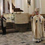 Katowice. Jubileusze małżeńskie w katedrze