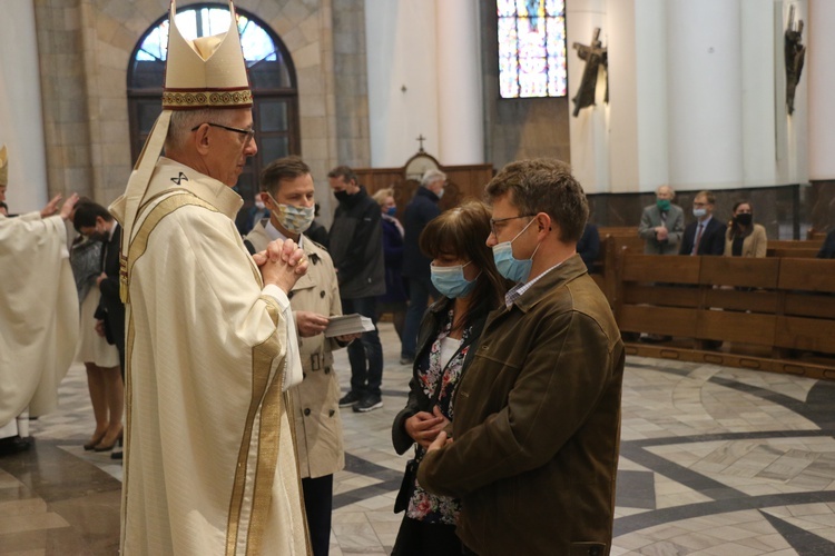 Katowice. Jubileusze małżeńskie w katedrze