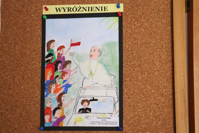 "Święty Jan Paweł II w oczach dziecka" - konkursy plastyczne