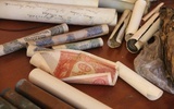 Chełm. W kopule krzyża przodkowie ukryli dla potomnych pieniądze, zdjęcia i list