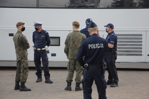 365. Łowicka Piesza Pielgrzymka na Jasną Górę - zatrzymanie przez policję