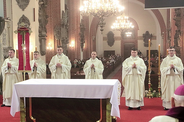 Ulga i radość − po kilku latach formacji pójdą jednać lud z Bogiem.