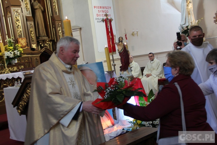 Sulechów. 35. rocznica święceń ks. Andrzeja Szkwarka