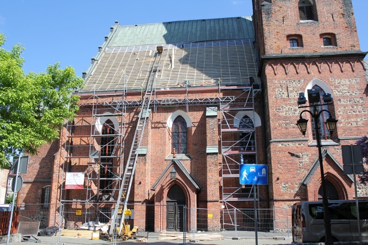 Remont kościoła pw. Podwyższenia Krzyża Świętego w Sulechowie