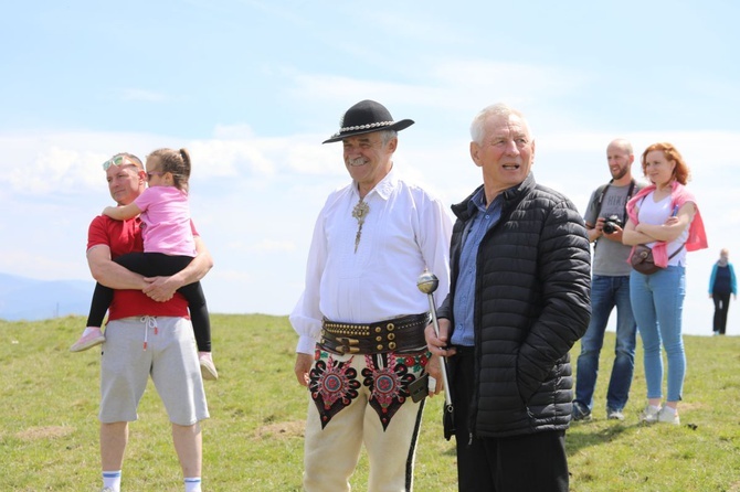 Mieszanie owiec u bacy Piotra Kohuta w Koniakowie - 2020