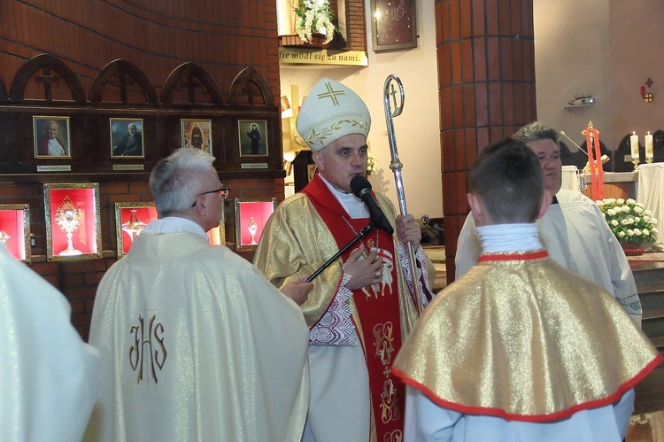 Relikwie św. Brata Alberta Chmielowskiego i św. Rafała Kalinowskiego w słupskim sanktuarium