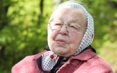 Majowa modlitwa przy kapliczce Matki Bożej w Górnej Leszczynie w Istebnej