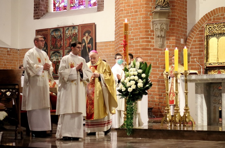 Święcenia diakonatu