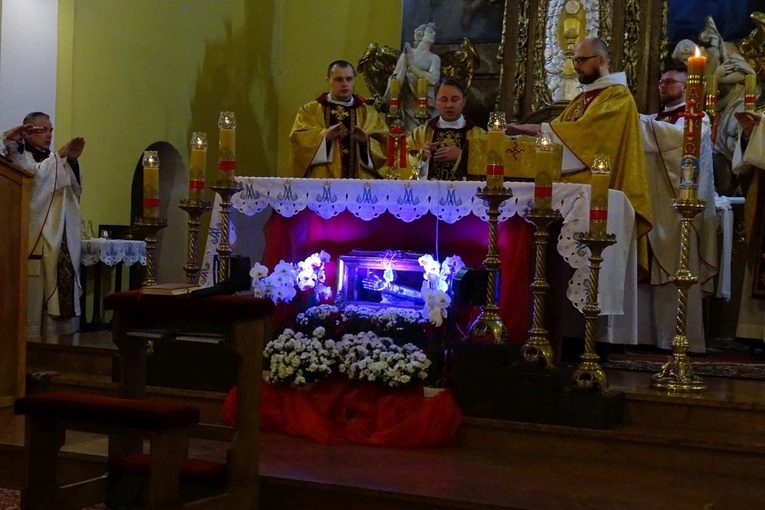 Wschowa. Msza w 9 rocznicę święceń