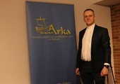 Ks. Krzysztof Bochniak zachęca do włączenia się w akcje stowarzyszenia.
