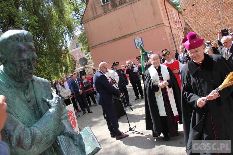 Odsłonięcie pomnika ks. Michalskiego