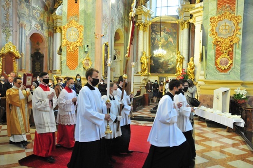 Święcenia kapłańskie w archikatedrze lubelskiej