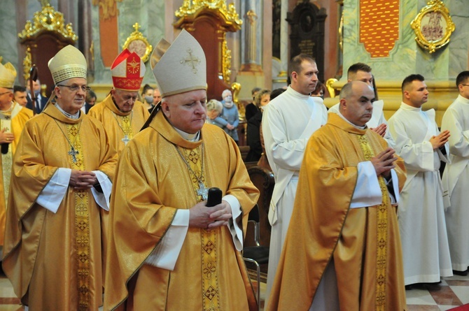 Święcenia kapłańskie w archikatedrze lubelskiej