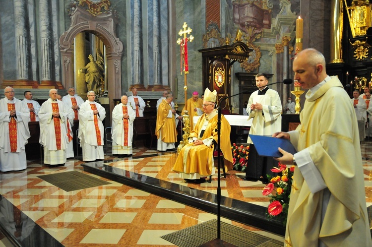 Święcenia kapłańskie w archikatedrze lubelskiej