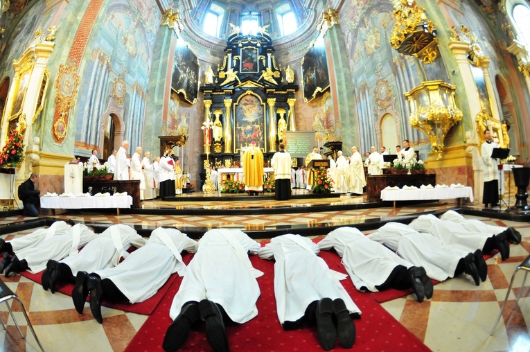 Święcenia kapłańskie w archikatedrze lubelskiej