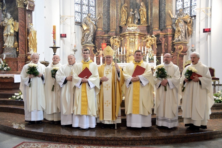 Opole. Święcenia kapłańskie