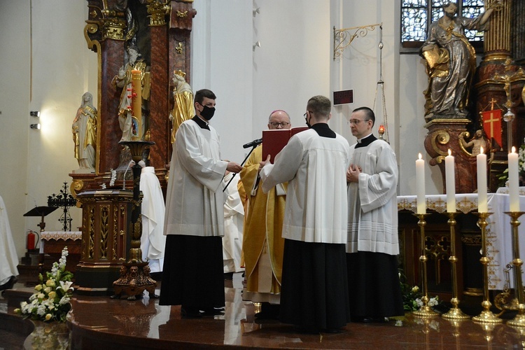 Opole. Święcenia kapłańskie