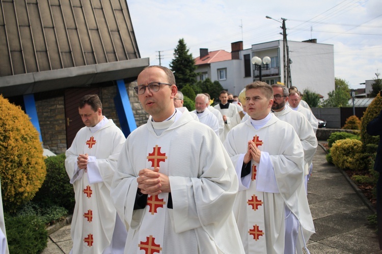 Dziewkowice. Święcenia kapłańskie ks. Damiana Sklorza