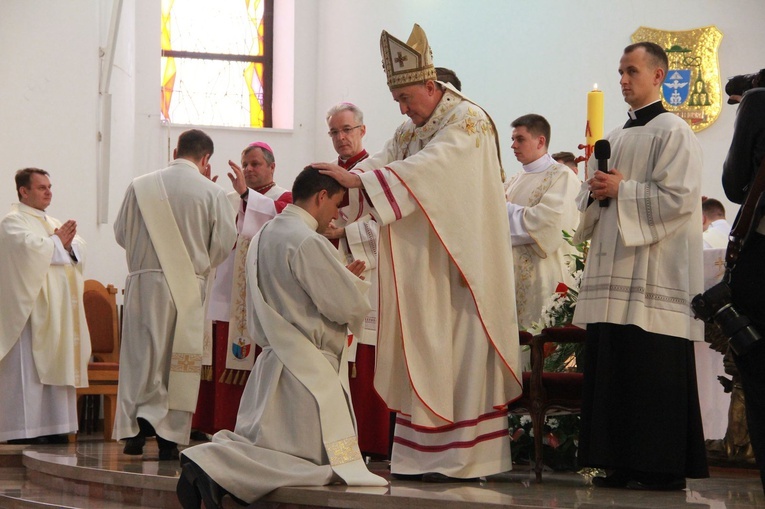 Tarnów. Święcenia kapłańskie 2020