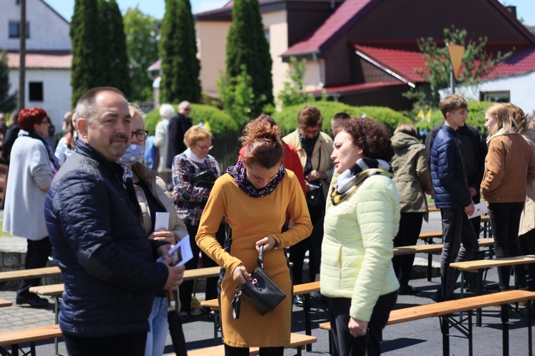 Dziewkowice. Święcenia kapłańskie ks. Damiana Sklorza