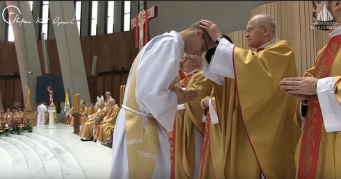 Gdzie rozpoczną posługę nowi księża? Pierwsze parafie