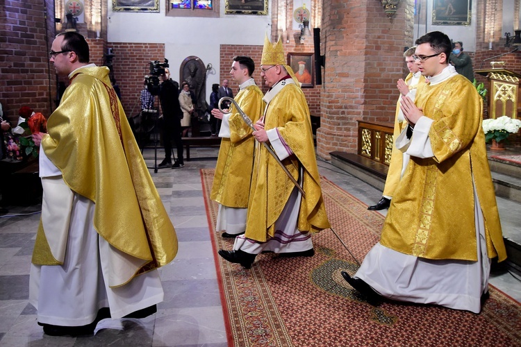 Święcenia kapłańskie. Konkatedra św. Jakuba w Olsztynie