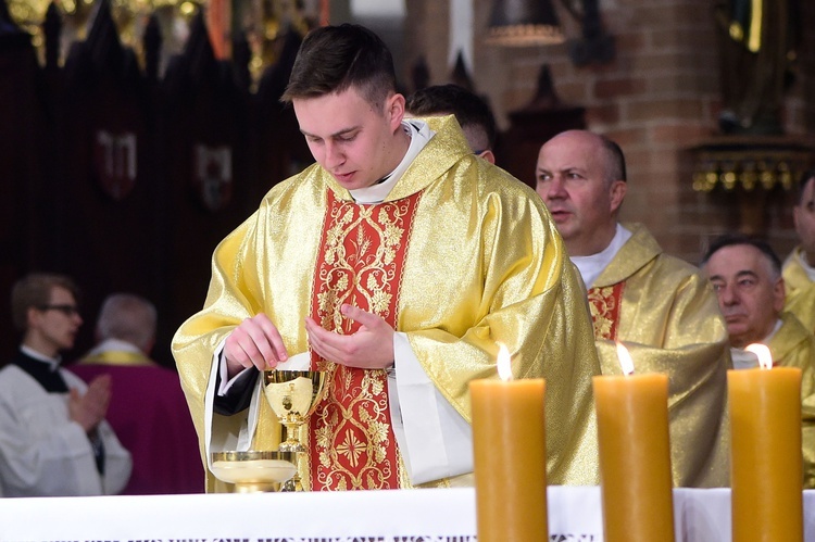 Święcenia kapłańskie. Konkatedra św. Jakuba w Olsztynie