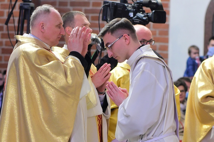 Święcenia kapłańskie. Konkatedra św. Jakuba w Olsztynie