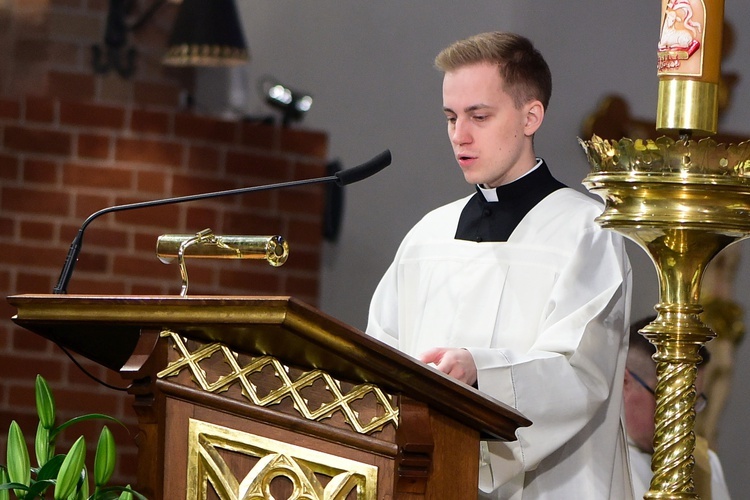 Święcenia kapłańskie. Konkatedra św. Jakuba w Olsztynie