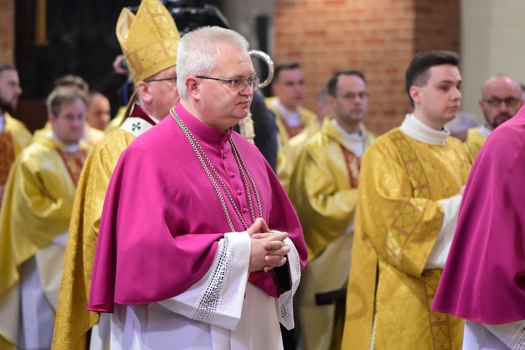 Święcenia kapłańskie. Konkatedra św. Jakuba w Olsztynie