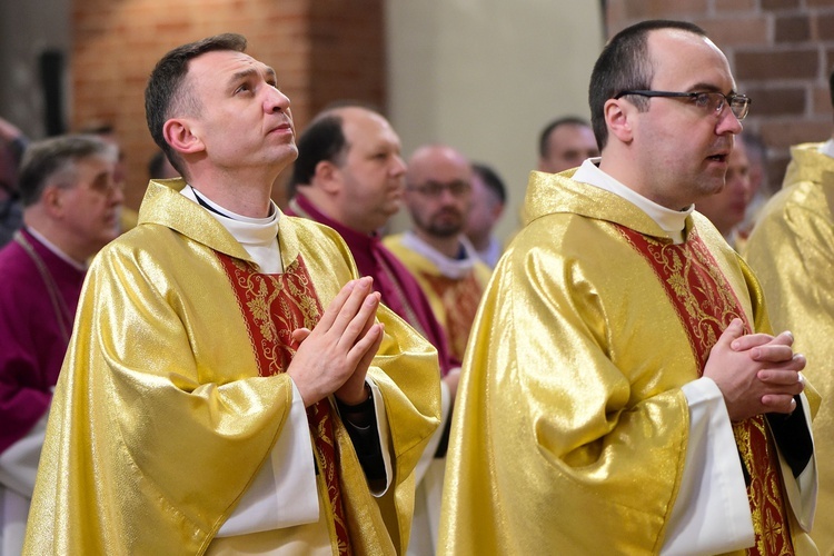 Święcenia kapłańskie. Konkatedra św. Jakuba w Olsztynie