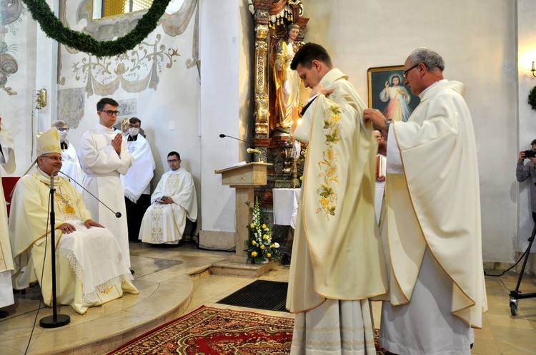 Kujawy. Święcenia kapłańskie ks. Pawła Leżucha