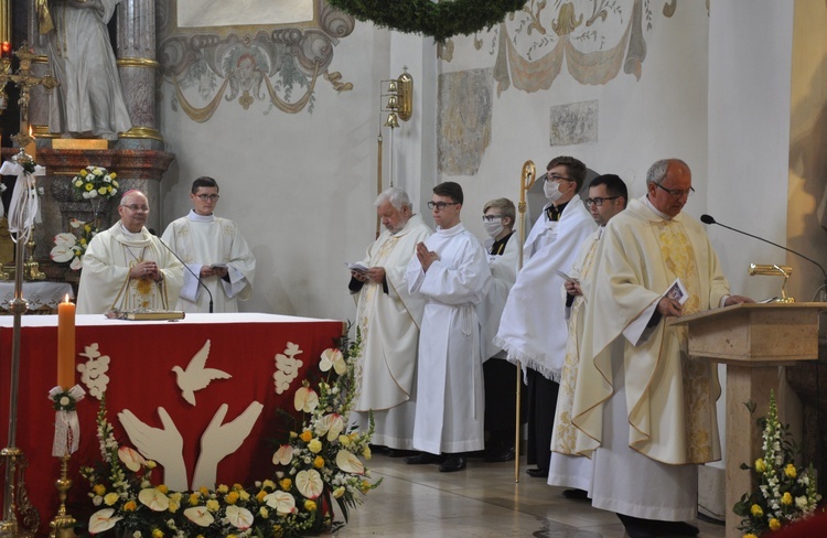 Kujawy. Święcenia kapłańskie ks. Pawła Leżucha