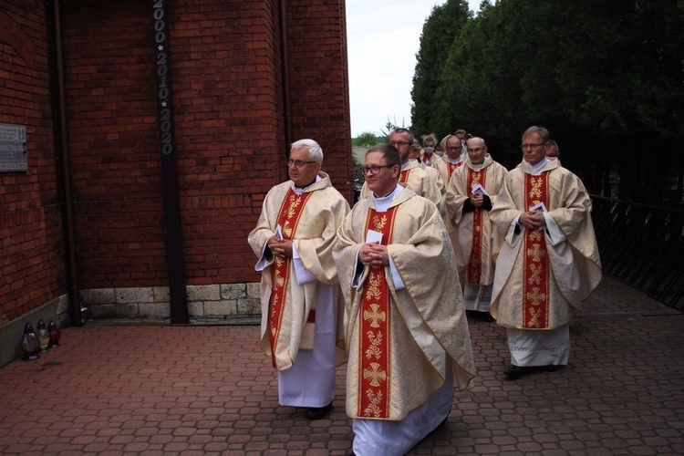 Grodziec. Święcenia kapłańskie ks. Szymona Supela