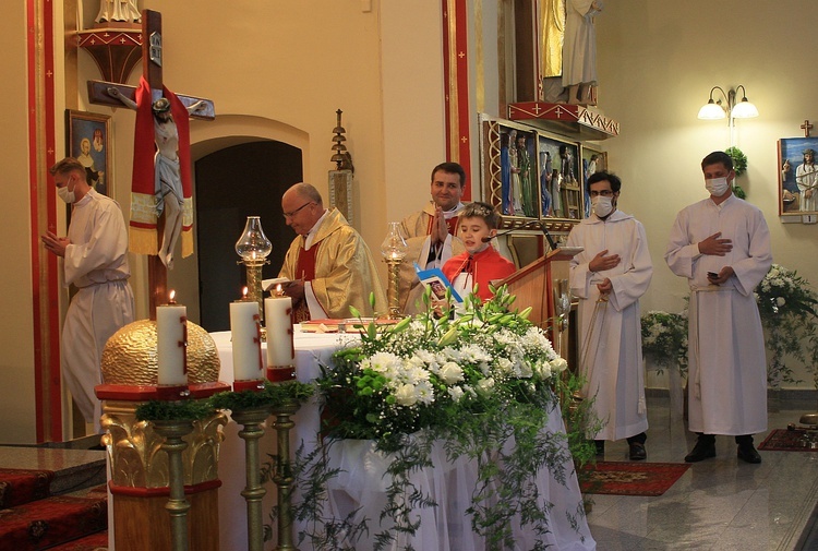 Grodziec. Święcenia kapłańskie ks. Szymona Supela