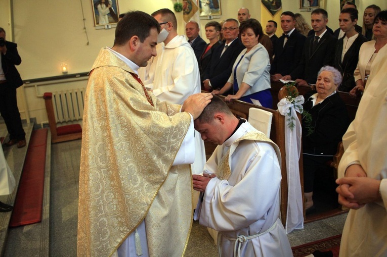 Grodziec. Święcenia kapłańskie ks. Szymona Supela