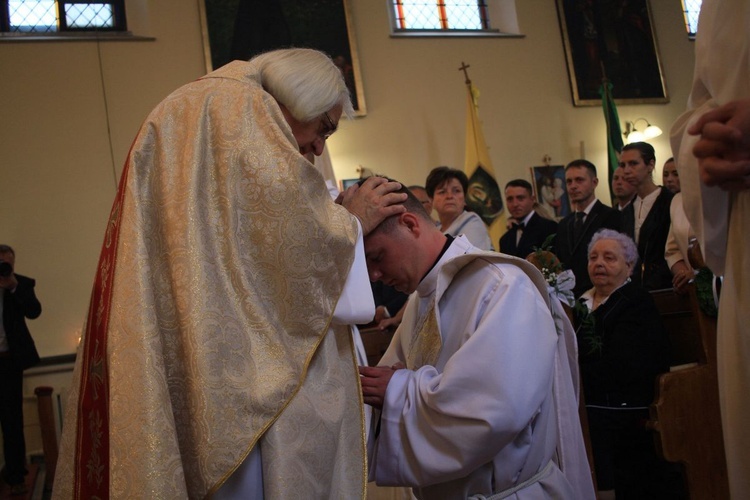 Grodziec. Święcenia kapłańskie ks. Szymona Supela