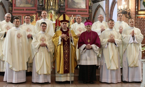 Bp Iwanecki: Od tego, co ja zrobię, ważniejsze jest to, co Bóg uczyni w moim życiu kapłańskim
