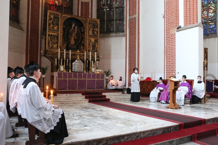 Chrzest Patryka w nadzwyczajnej formie rytu rzymskiego