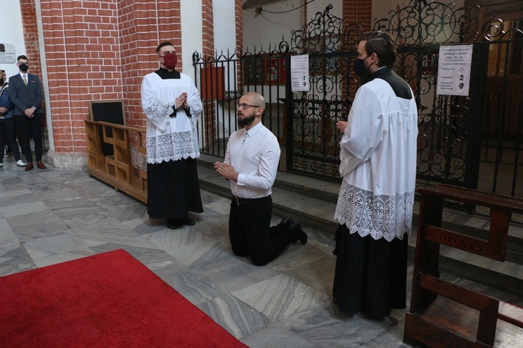 Chrzest Patryka w nadzwyczajnej formie rytu rzymskiego