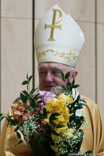 Archidiecezja warszawska ma 20 nowych kapłanów! [GALERIA ZDJĘĆ]