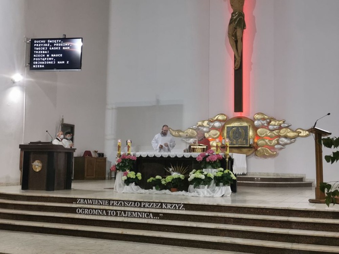 Wigilia Zesłania Ducha Świętego w diecezji świdnickiej