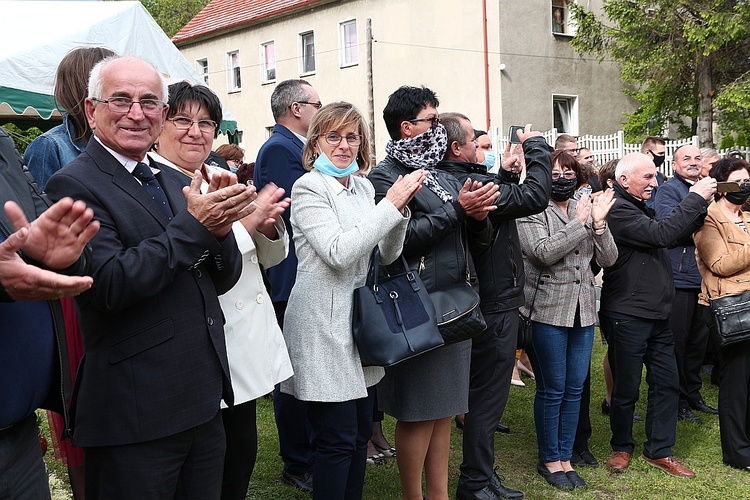 Kępnica. Święcenia kapłańskie ks. Krzysztofa Kurzei