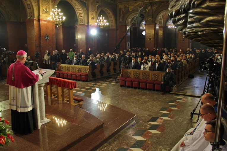 Abp Skworc w Piekarach: Jak wygrać nasz czas?