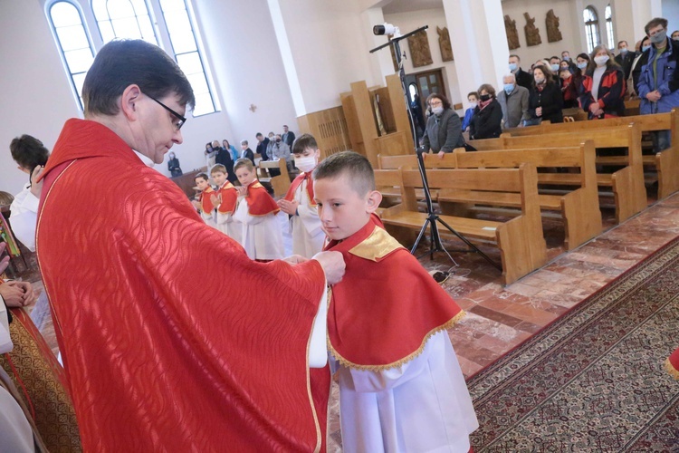 Błogosławieństwo ministrantów w Dobrej