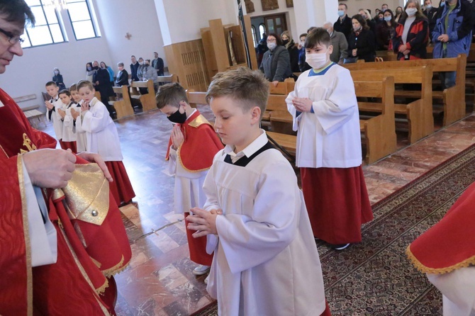 Błogosławieństwo ministrantów w Dobrej